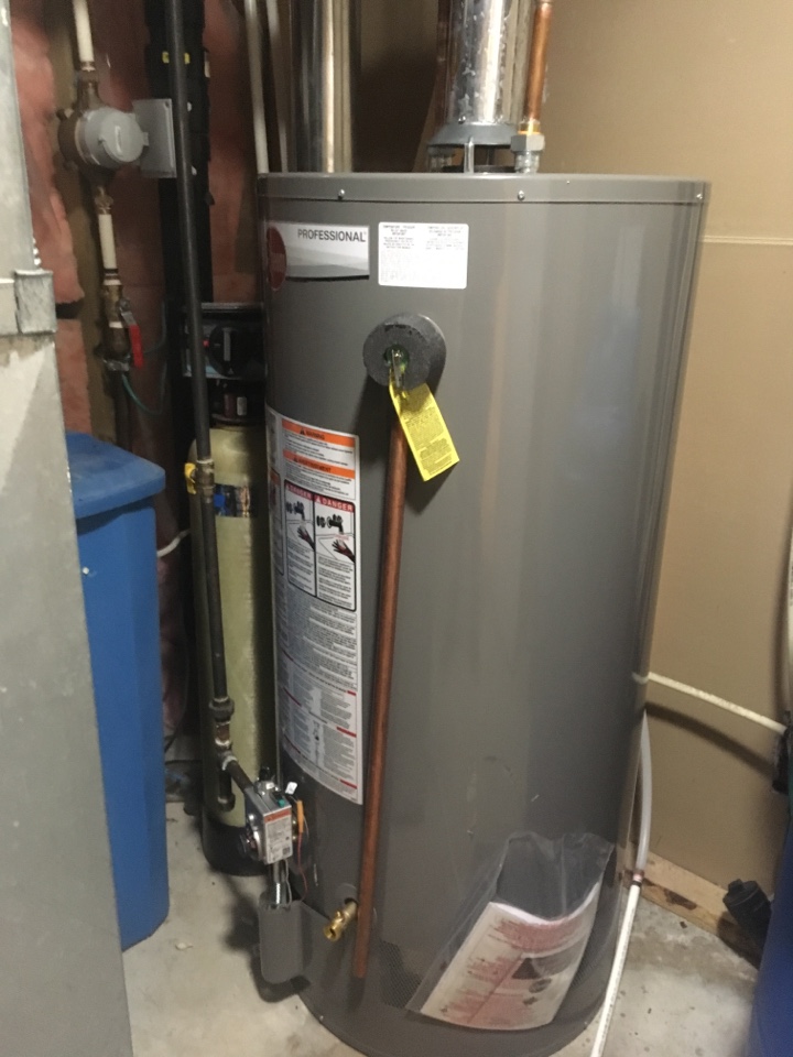 Saddle Ridge, AB - Plumber needed: change hot water tank Saddle Ridge, AB - Plumber needed: change hot water tank