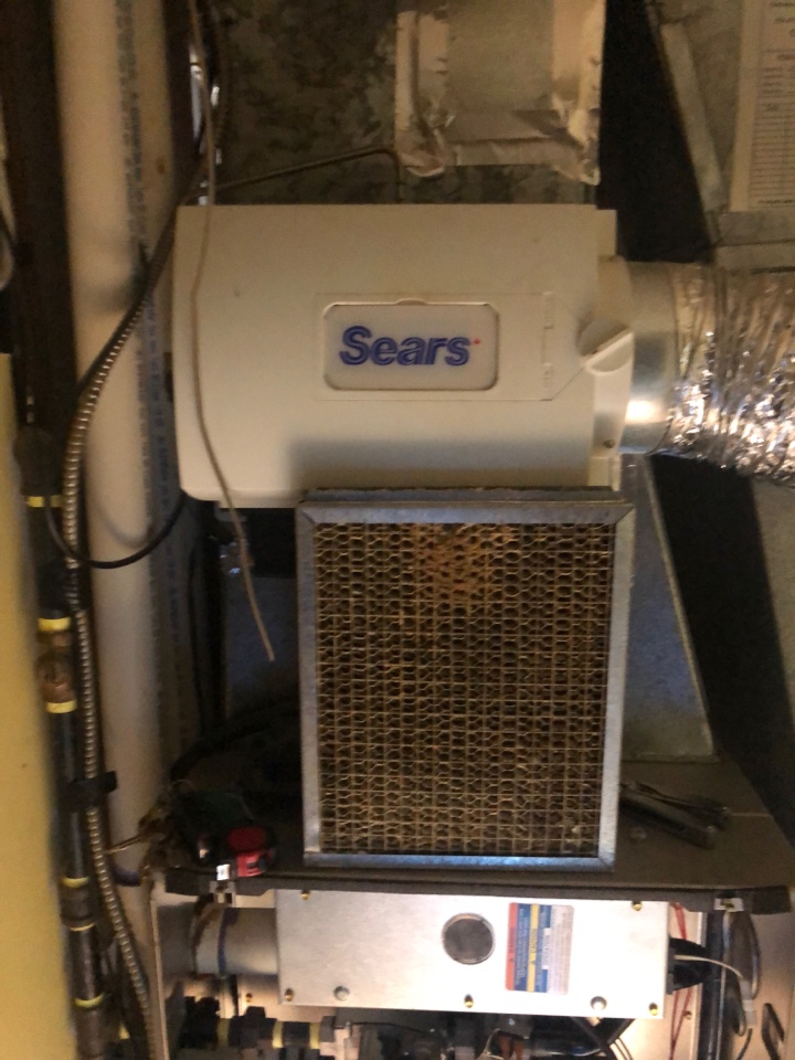 Saddle Ridge, AB - Hvac mechanic required. Found condensate pump, furnace filter, and humidifier pad all needing replacement. Replaced them and found furnace and humidifier to be in good working order  Saddle Ridge, AB - Hvac mechanic required. Found condensate pump, furnace filter, and humidifier pad all needing replacement. Replaced them and found furnace and humidifier to be in good working order