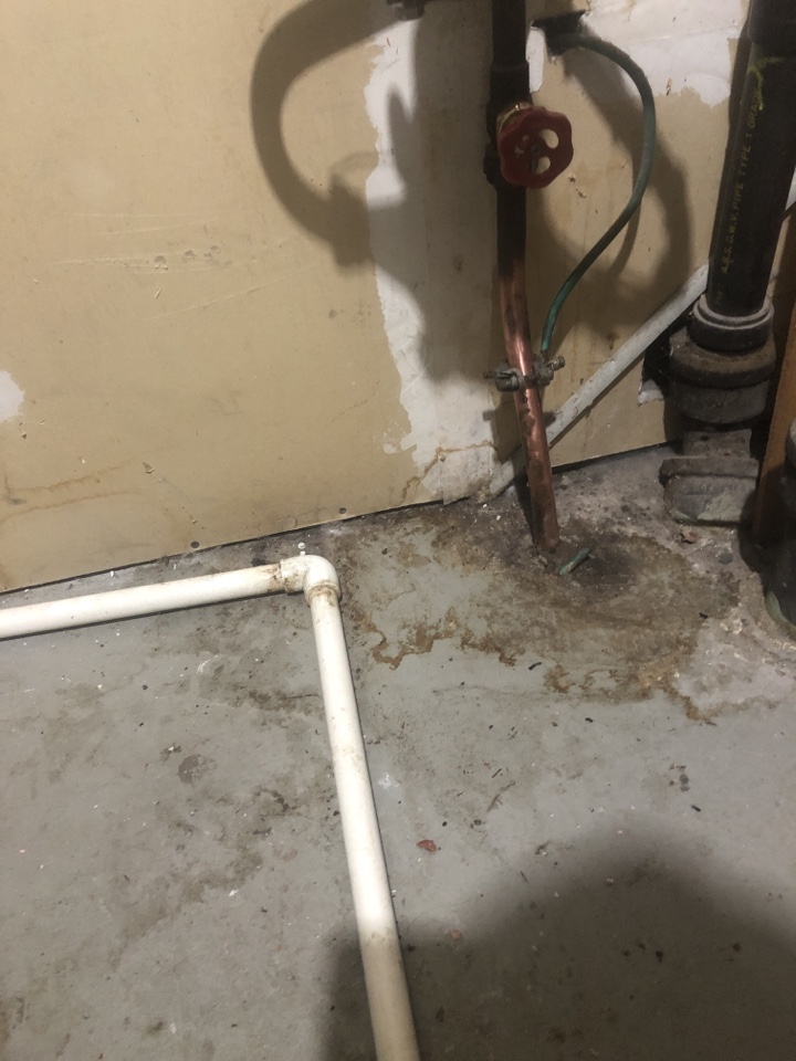 Saddle Ridge, AB - Plumber required. HVAC technician required. Repaired main shut off. Checked furnace and hot water tank .Made sure everything was good. Saddle Ridge, AB - Plumber required. HVAC technician required. Repaired main shut off. Checked furnace and hot water tank .Made sure everything was good.