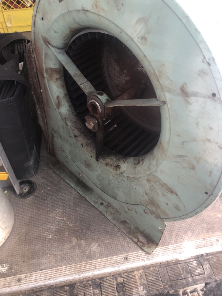 Saddle Ridge, AB - Repair. Furnace pulled fan replaced Saddle Ridge, AB - Repair. Furnace pulled fan replaced