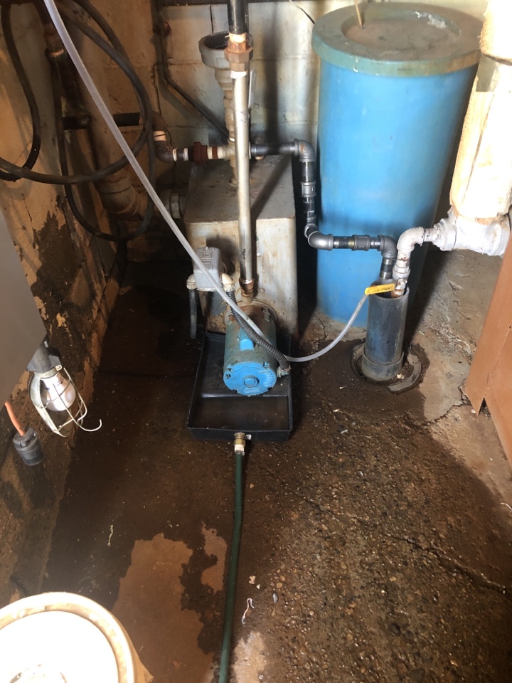 Saddle Ridge, AB - Steamfitter required repairs on steam boiler  Saddle Ridge, AB - Steamfitter required repairs on steam boiler