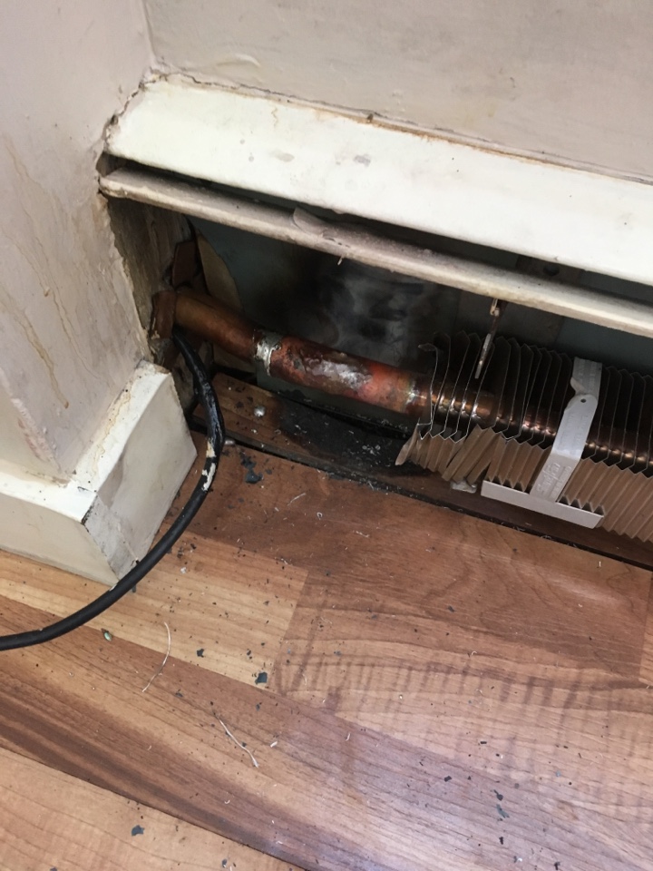 Saddle Ridge, AB - No heat call radiator pipe froze when window was left open Saddle Ridge, AB - No heat call radiator pipe froze when window was left open